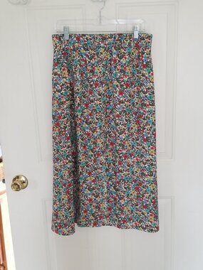 Loft Skirt Size Medium